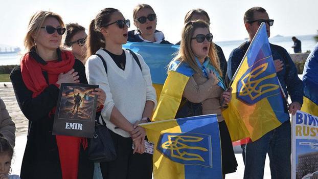 İzmir'de yaşayan Ukraynalılardan barış çağrısı