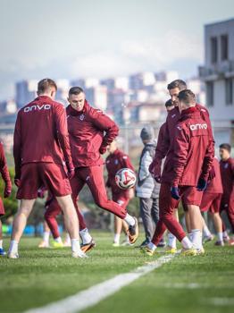 Trabzonspor’da Mısırlı.com.tr Fatih Karagümrük maçının hazırlıkları sürüyor