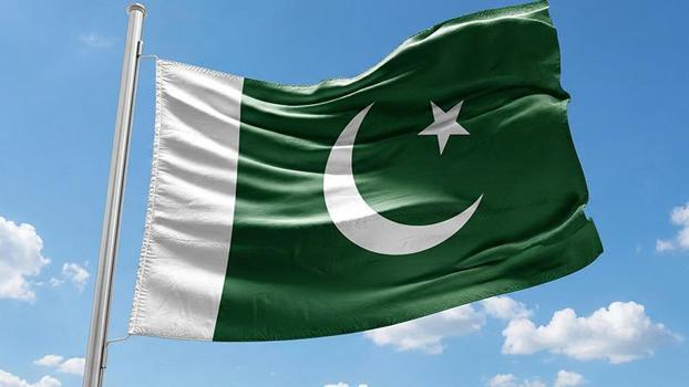 Pakistan'da kontrol noktasına intihar saldırısı: 4 ölü, 3 yaralı