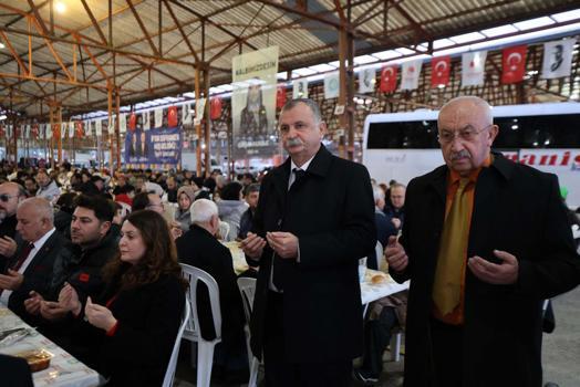 Başkan Balaban vatandaşla iftar sofrasında buluştu