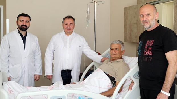 'Kumlucalı Jason' donörü olduğu ağabeyini böbrek yetmezliğinden kurtardı