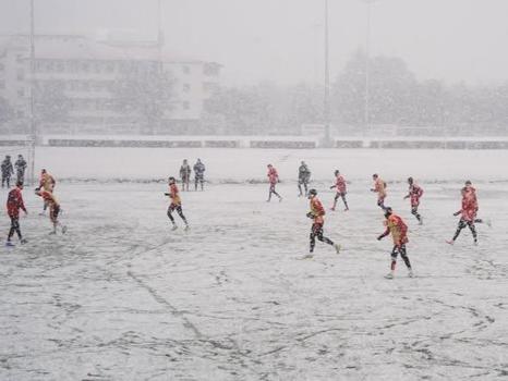 Zecorner Kayserispor'da, Natura Dünyası Gençlerbirliği maçının hazırlıkları sürüyor