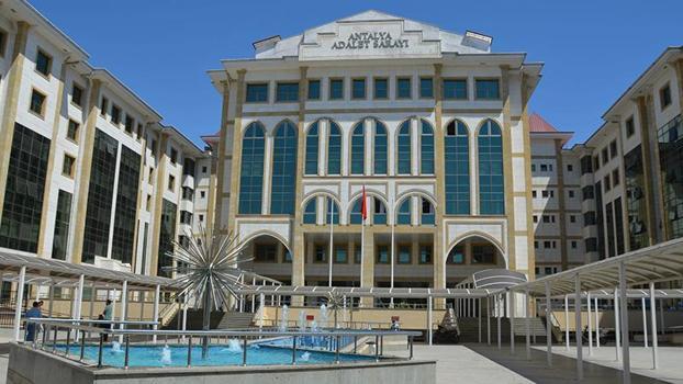 Bebeği başkasının nüfusuna kaydettiren 3 kişiye hapis