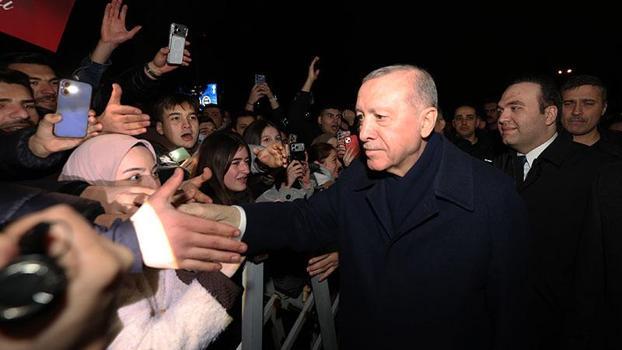 AK Parti Gençlik Kolları, Cumhurbaşkanı Erdoğan'ın doğum gününü kutladı