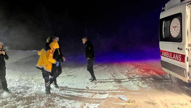 Vardiya değişimi sonrası tipide mahsur kalan işçiler, 7 saatte kurtarıldı