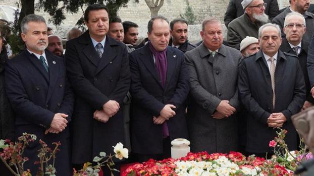 Necmettin Erbakan vefatının 15’inci yılında kabri başında anıldı