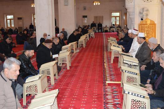 Mardin’de mukabele geleneği camilerde yaşatılıyor