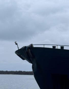 Bartın Limanı'nda 2 kuru yük gemisi çarpıştı