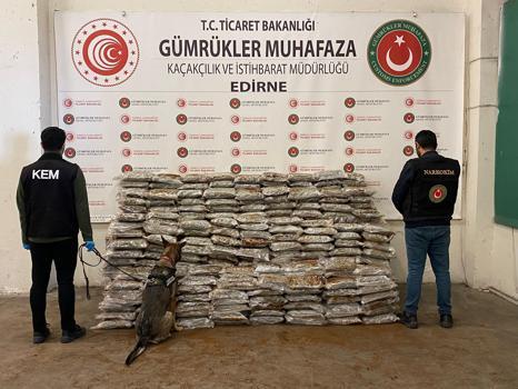 Gümrüklerde 828 milyon liralık uyuşturucu ele geçirildi