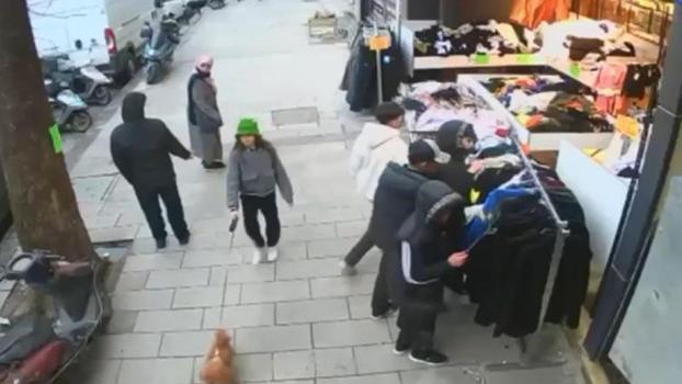 Gaziosmanpaşa'da aynı mağazadan 1 ayda ikinci hırsızlık kamerada
