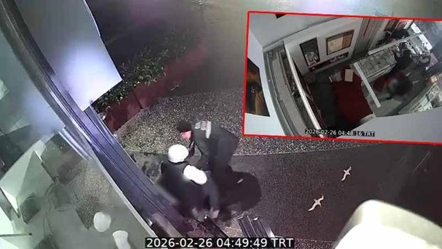 Göktürk’te 2 dakikada 18 milyon liralık soygun kamerada: Güvenlik görevlisi engel olmaya çalıştı