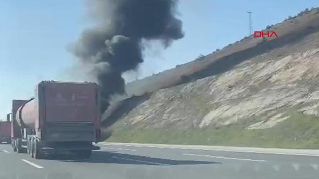 Eyüpsultan Kuzey Marmara Otoyolu'nda TIR yangını