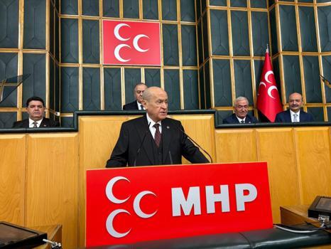 Bahçeli: ABD'nin İran'a saldırması bölgesel ve küresel dengeleri sakatlayacak mahiyette