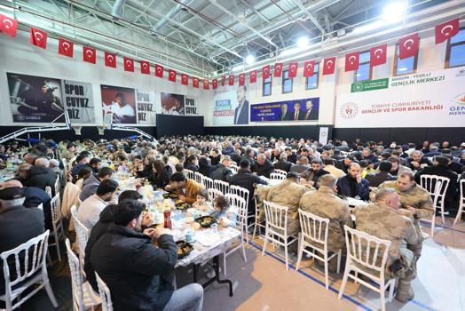 Yeşilli’de valilikten iftar programı