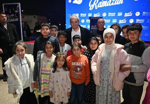 Kepez’in gönül sofraları mahalleleri buluşturuyor