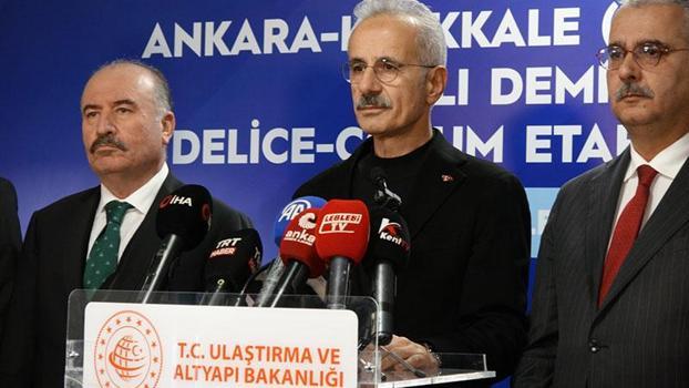 Bakan Uraloğlu’ndan ‘Süper Hızlı Tren’ müjdesi; Ankara-İstanbul arası 80 dakikaya düşüyor