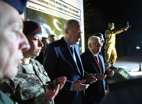 Cumhurbaşkanı Erdoğan: NATO müttefiklerimizle yakın istişare içinde her türlü önlemi alıyoruz (2)