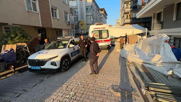 Avcılar’da pazarcılar arasında bıçaklı yol verme kavgası: 2 yaralı