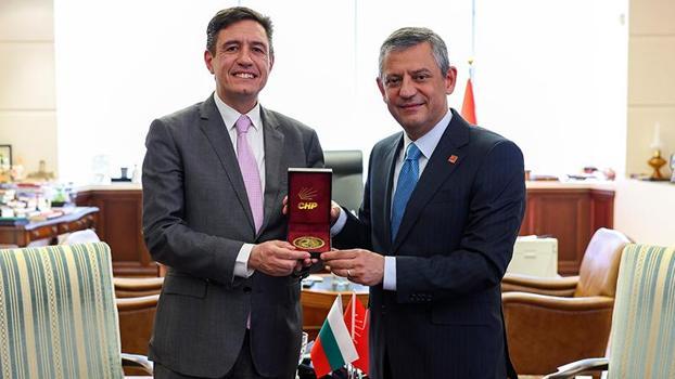 Özgür Özel, Bulgaristan Büyükelçisi Cholakov ile bir araya geldi