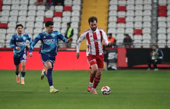 Hesap.com Antalyaspor, kupaya puansız veda etti