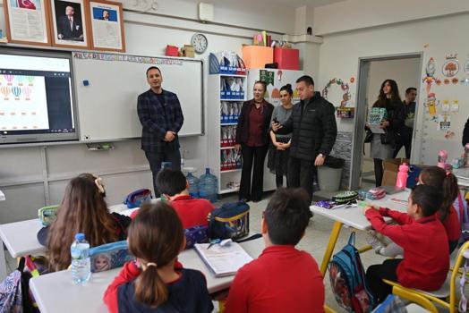 Başkan Eşki Hayat Bilgisi dersinde yerel yönetimleri anlattı