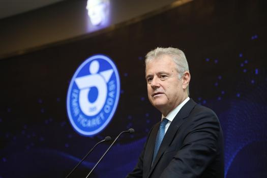 'Kadınların toplumların gelişmesi için itici bir güç olduğuna inanıyorum'