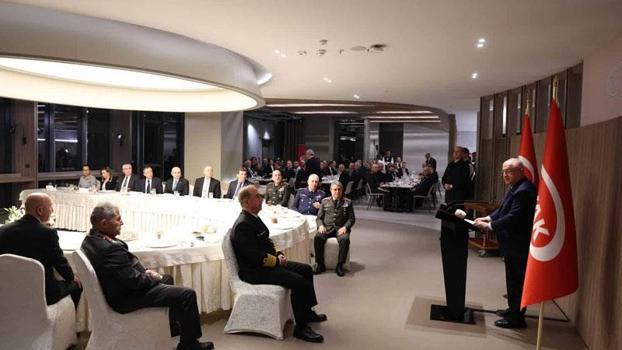 Milli Savunma Bakanı Güler, iftarda OYAK üst yönetimiyle bir araya geldi