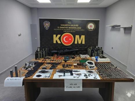 Sakarya’da 'uyuşturucu ve silah ticareti'ne 2 tutuklama