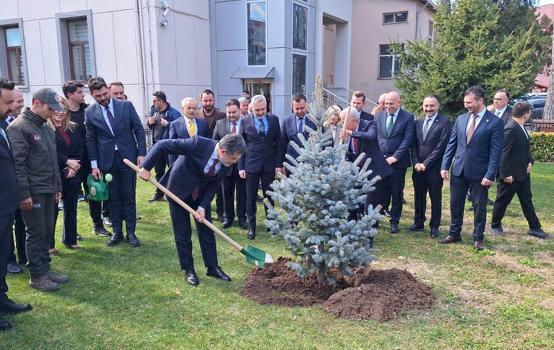 Bakan Yumaklı: Gıda anlamında problem, gübre tedarikinde sıkıntı yok