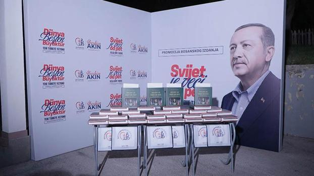 Cumhurbaşkanı Erdoğan'ın yazdığı 'Daha Adil Bir Dünya Mümkün' Boşnakça'ya çevrildi