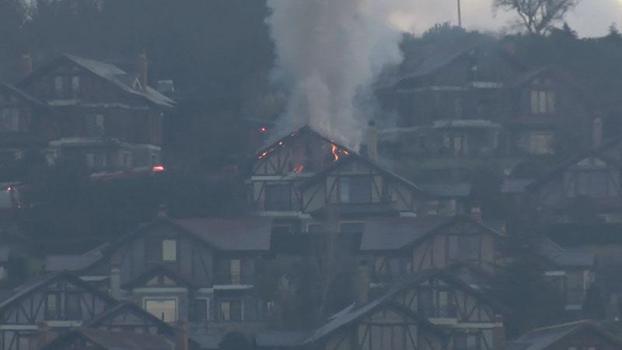 Beykoz’da 3 katlı villada çıkan yangın söndürüldü