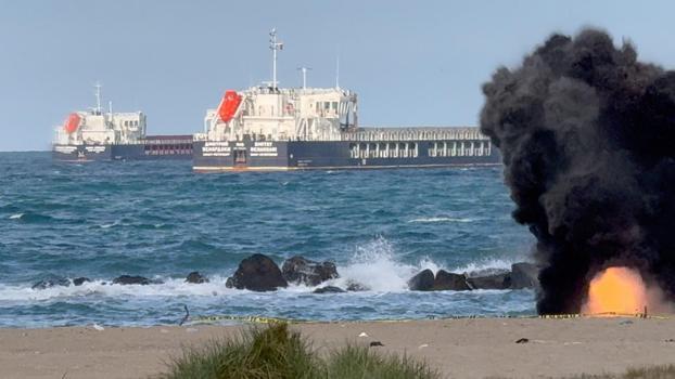 Sakarya'da sahilde parçalanmış insansız hava aracı bulundu (2)