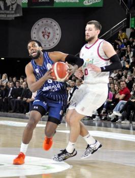 Manisa Basket - Anadolu Efes / Fotoğraflar