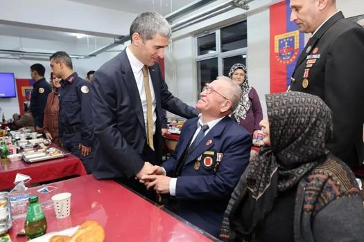 Şehit aileleri, gaziler ve jandarma personeliyle iftar