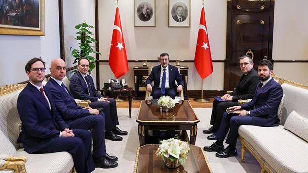 Cevdet Yılmaz, 4 ülkenin büyükelçileriyle bir araya geldi
