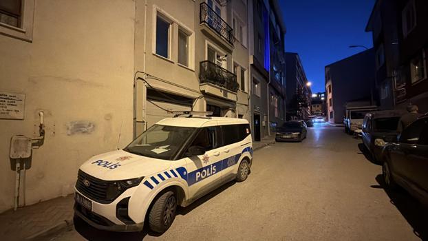 Emekli okul müdürü evinde ölü bulundu