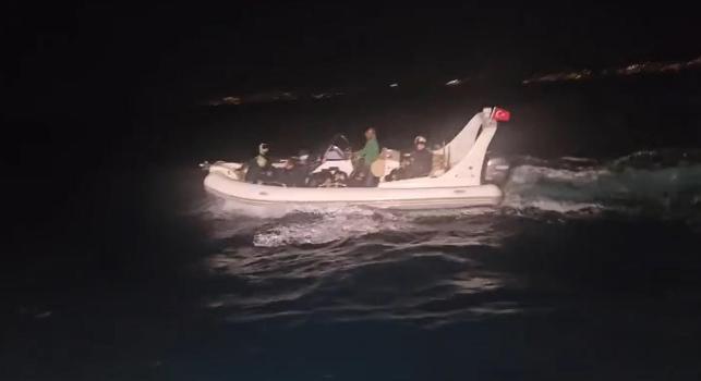 Bodrum’da 21 kaçak göçmen ve 1 göçmen kaçakçısı şüphelisi yakalandı