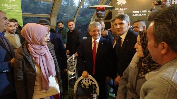 Davutoğlu: Netanyahu-Trump ikilisi karşısında dimdik ayaktayız deme günüdür