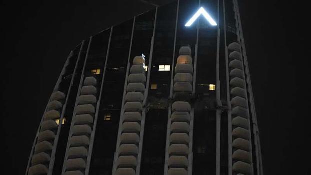 Dubai'de binaya İHA isabet etti