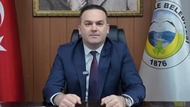 Görevden uzaklaştırılan belediye başkanına taciz suçundan yargılandığı davada tahliye