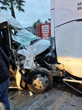 Samsun’da 3 aracın karıştığı zincirleme kaza; 7 yaralı