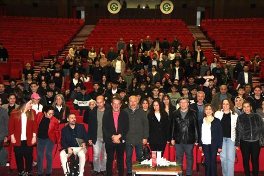 Geleceğin iletişimcileri ‘Başarılar Perdede Buluşuyor’ ödül törenine katıldı