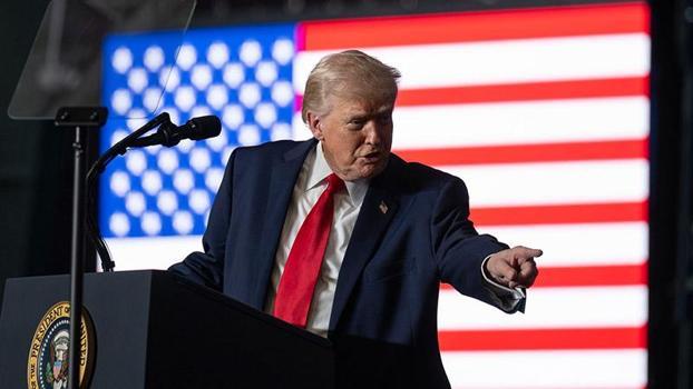 Trump: İran'ın rejimini askeri, ekonomik ve diğer yollarla yok ediyoruz