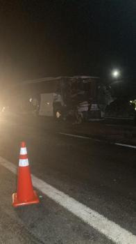 Ankara'da yolcu otobüsü, TIR'a çarptı: 1 ölü, 15 yaralı