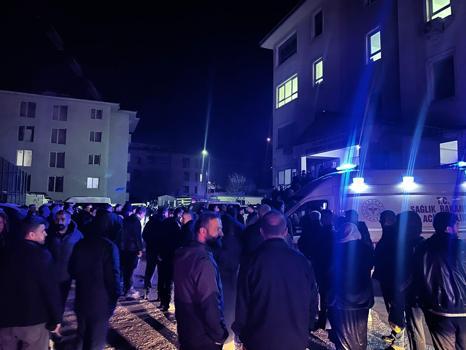 Şırnak’ta şarampole devrilen kamyonetin sürücüsü yaralandı