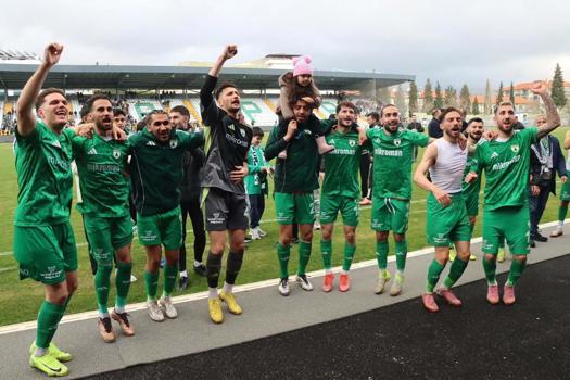 Muğlaspor evinde çıkış peşinde