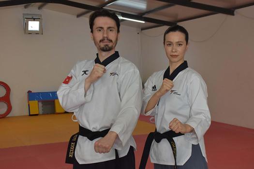 Tekvandocu çiftten, 2 altın madalya / Ek fotoğraflar