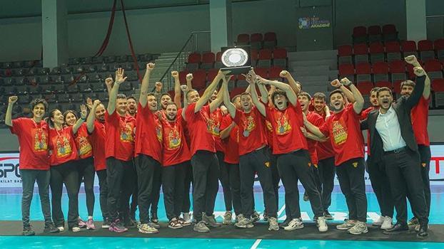 Göztepe Erkek Hentbol Takımı, Süper Lig'e yükseldi