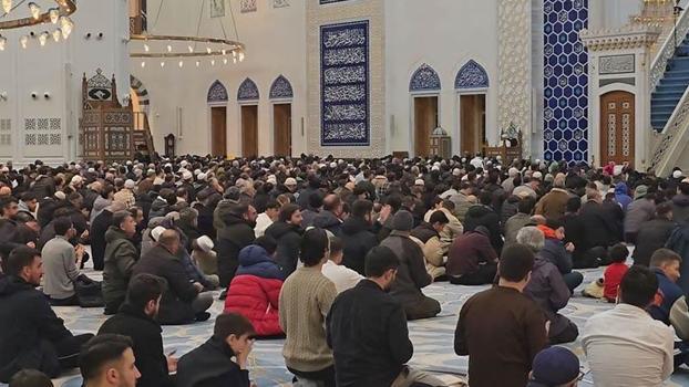 İstanbul'da Kadir Gecesi idrak edildi