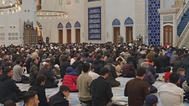 İstanbul - İstanbul'da Kadir Gecesi idrak edildi